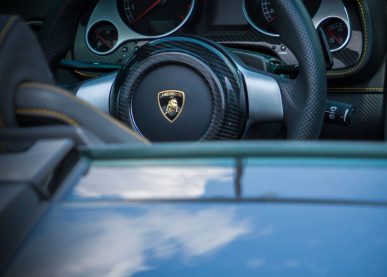 Lamborghini Gallardo luxury car interior wallpaper HD for phone and iPhone free to download in high resolution